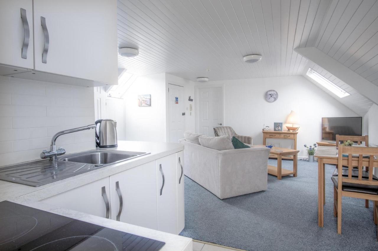 St Julians View - 1 Bedroom Apartment - تينبي المظهر الخارجي الصورة