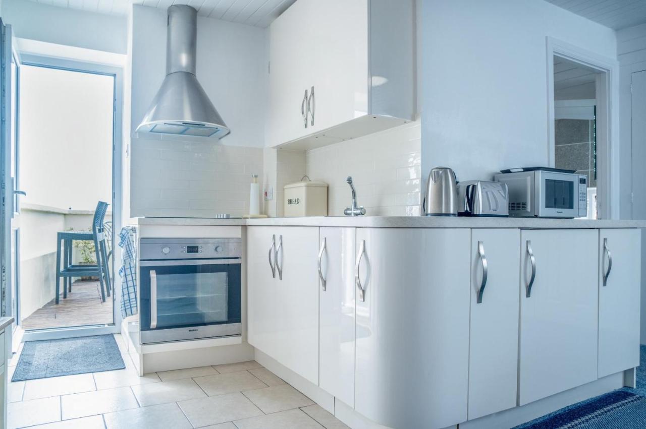St Julians View - 1 Bedroom Apartment - تينبي المظهر الخارجي الصورة